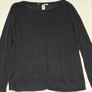 5 Women's VS Sleep Long Sleeve Tops